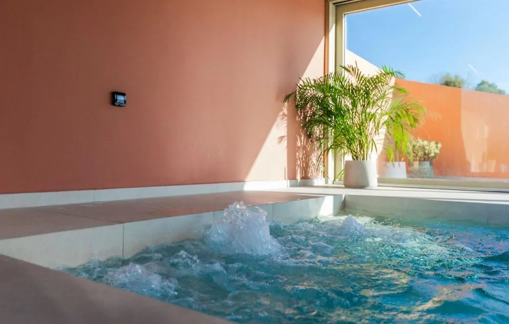 Beautiful Villa Sarizol With Indoor Pool In Rovinj