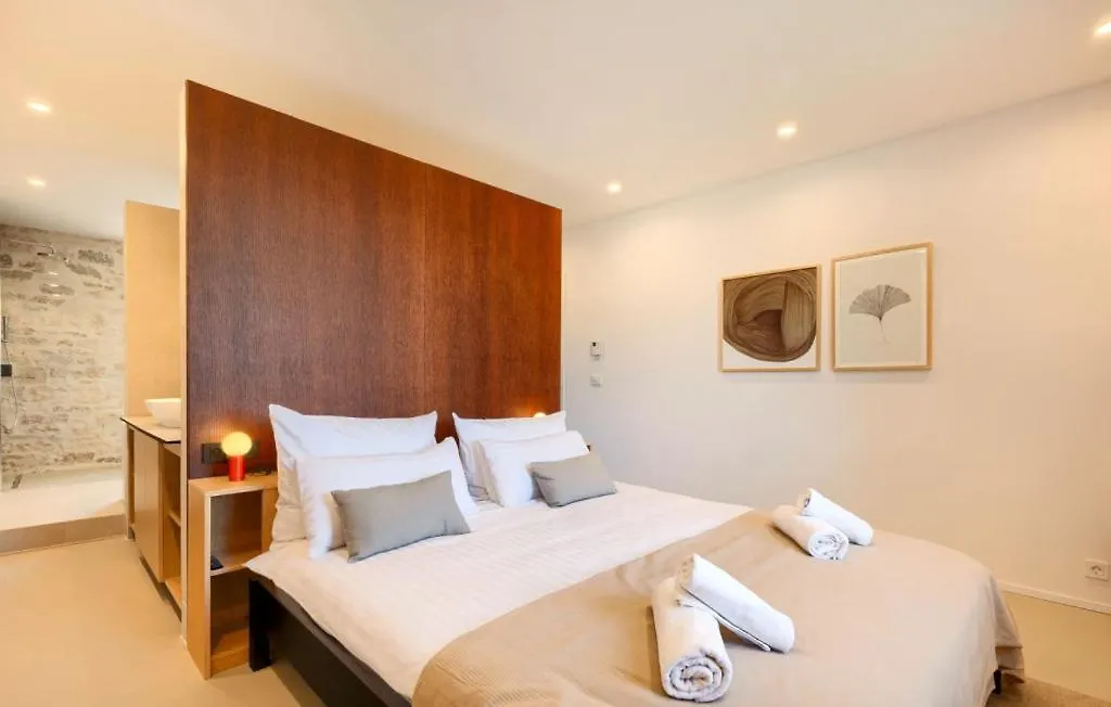 Beautiful Villa Sarizol With Indoor Pool In Rovinj